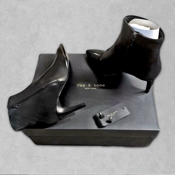 Rag & Bone Beha Stiletto Boot in Black Suede & Leather - Picture 3 of 16